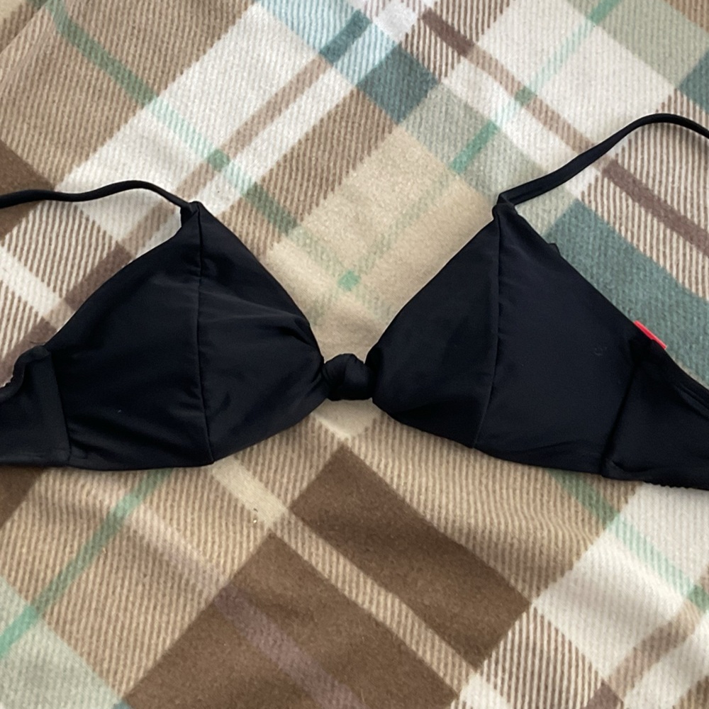 knotted bikini top🫐⭐️
